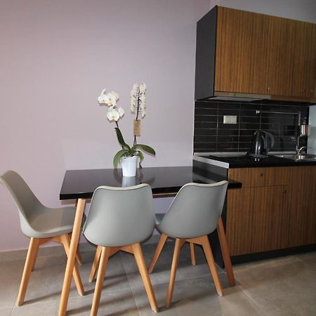 לימנריה Deluxe Apartments Andreas מראה חיצוני תמונה