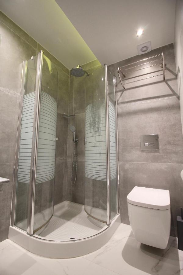 לימנריה Deluxe Apartments Andreas מראה חיצוני תמונה