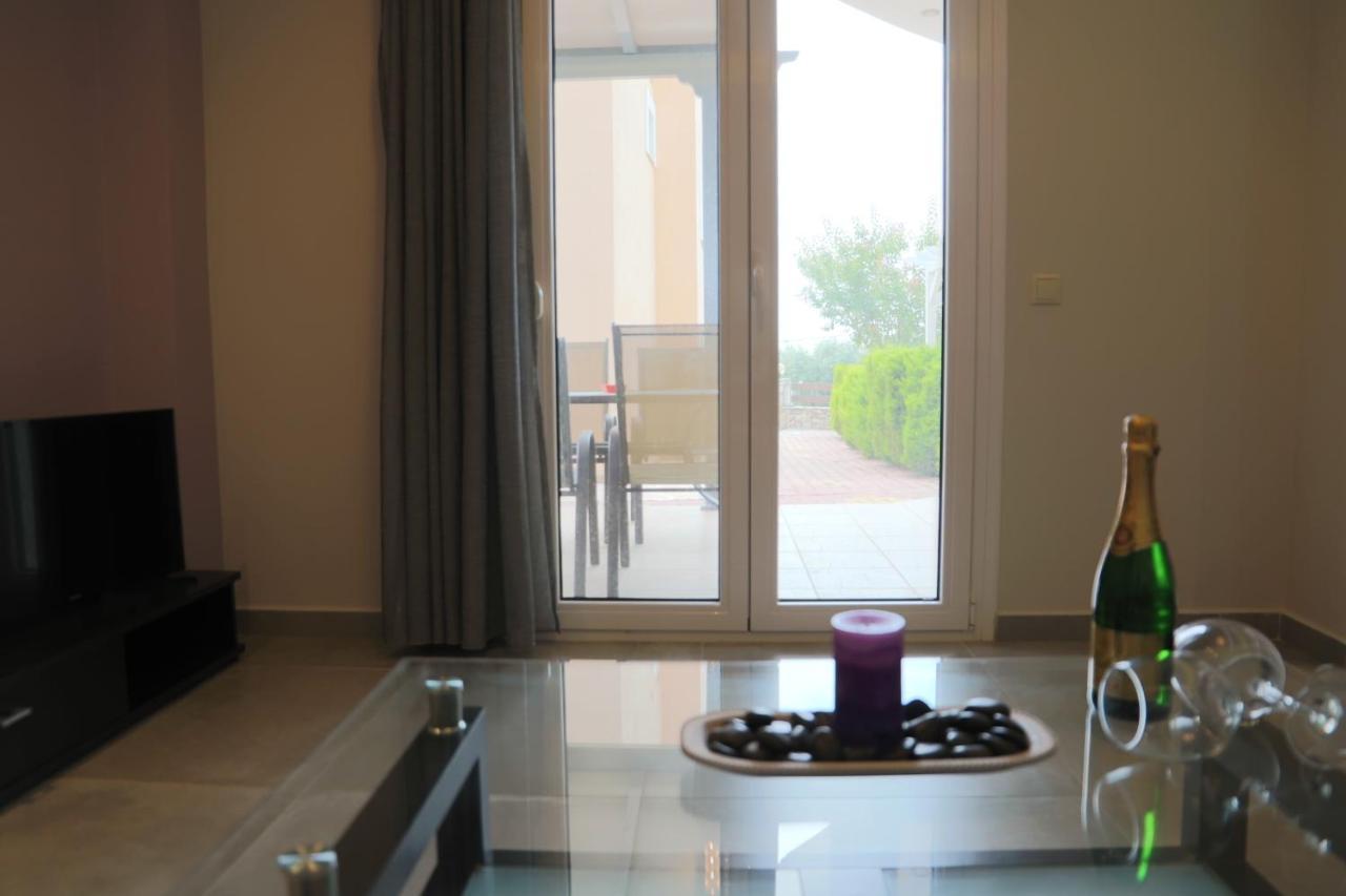 לימנריה Deluxe Apartments Andreas מראה חיצוני תמונה